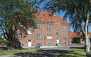 Ombygning af den gamle administrationsbygning p� Vordingborg Sygehus til lægecenter